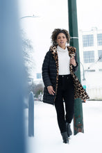 Load image into Gallery viewer, Patty Puffer Black Leopard Jacket