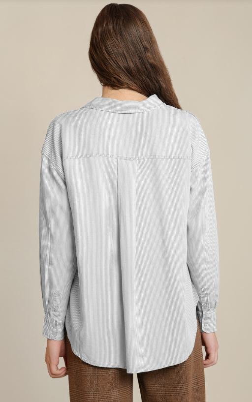 Relaxed Button Front Shirt 2823712