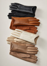 Load image into Gallery viewer, Dresden Classic Glove