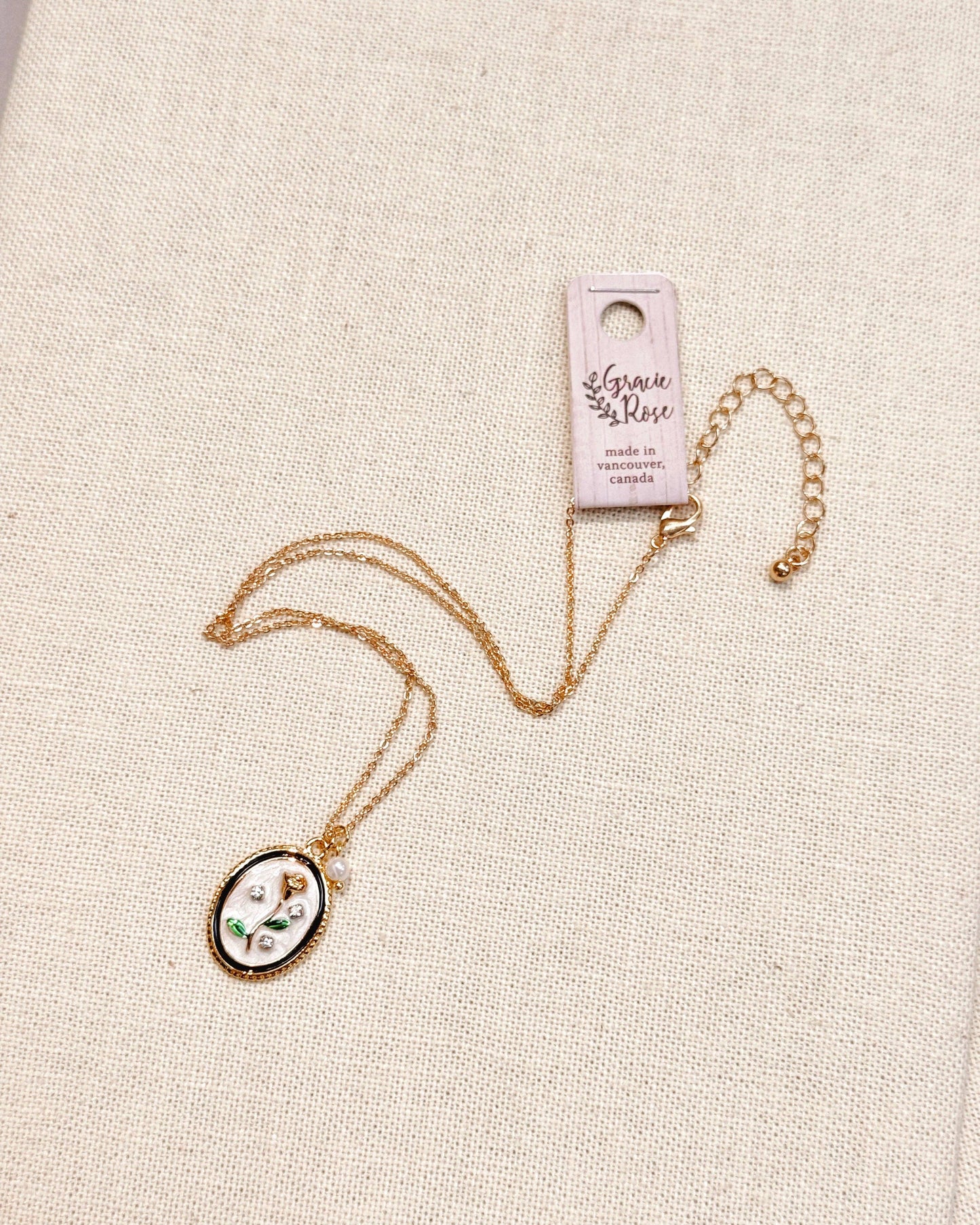 Enamel Floral Oval Charm Necklace Gold 87006