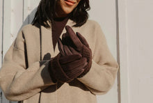 Load image into Gallery viewer, Ribbed Wrist-Warmer Faux Suede Gloves