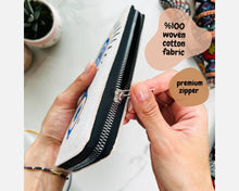 Load image into Gallery viewer, Heart Cat Design Wallet