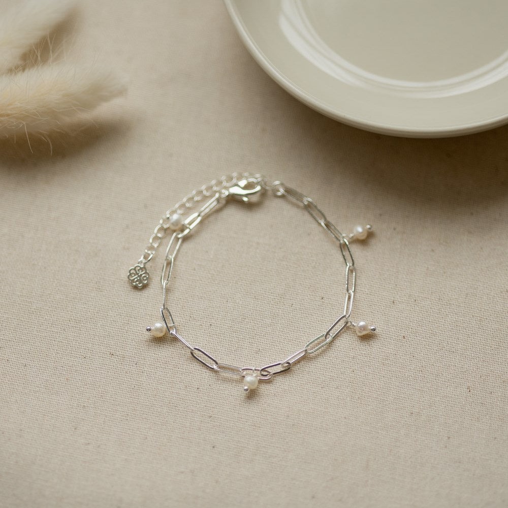 Beatrice Bracelet