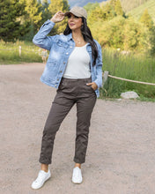 Load image into Gallery viewer, Camper Cargo Pants in Tarmac