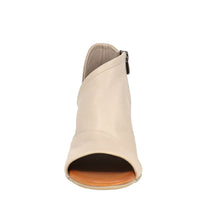 Load image into Gallery viewer, Everly Gia