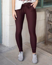 Load image into Gallery viewer, live-in loungers