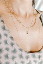 Load image into Gallery viewer, Paper Clip Heart Necklace