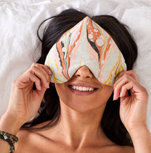 Load image into Gallery viewer, Eye Love Pillow - roses