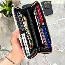 Load image into Gallery viewer, Blue & Cream Wallet Women