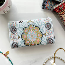 Load image into Gallery viewer, Cute Floral Wallet