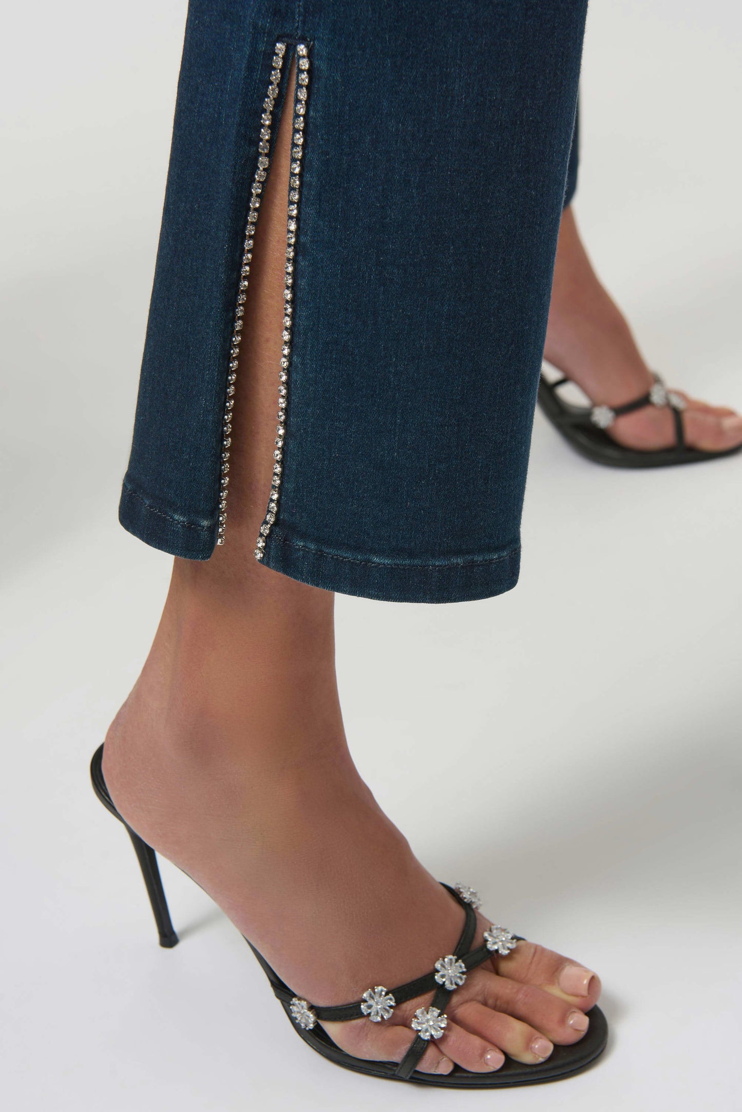 Classic Straight Leg Jeans with Rhinestone Hem-254917