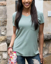 Load image into Gallery viewer, True Fit Heavy Gauge Perfect Pocket Tee