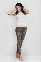 Load image into Gallery viewer, Fleece Lined Leggings