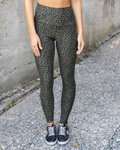 Load image into Gallery viewer, Midweight Daily Pocket Leggings