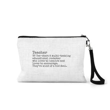 Load image into Gallery viewer, Linen Zippered Bag