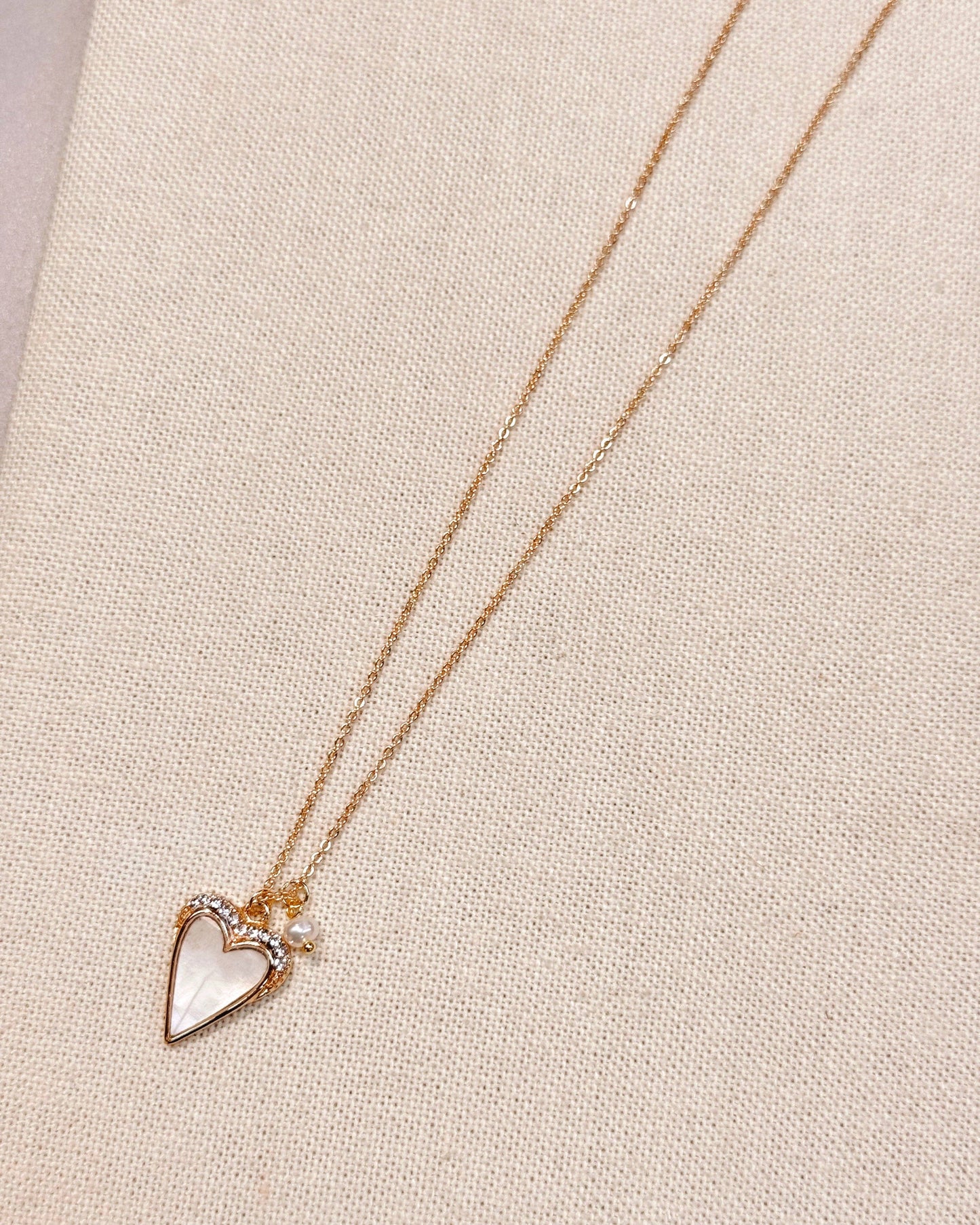 Mother of Pearl Rhinestone Heart Outline Necklace 247328