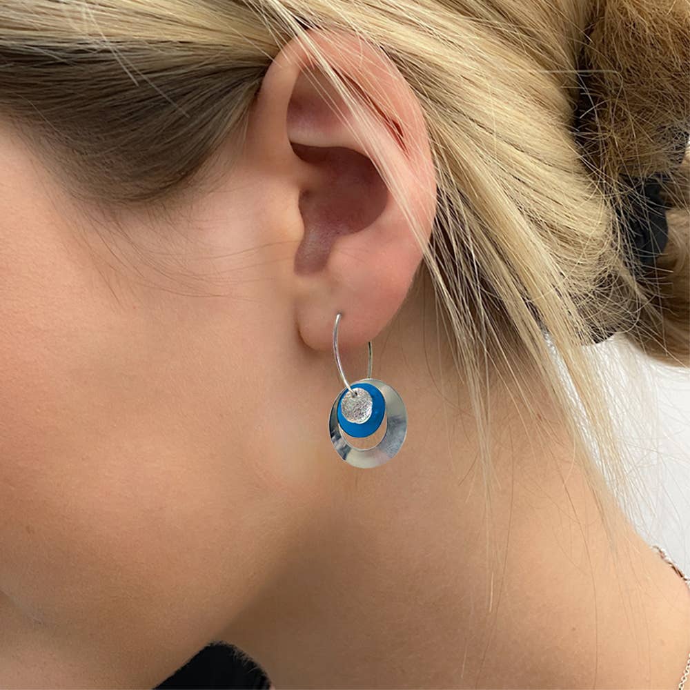 WA38 - Earrings come with 6 interchangeable colours.