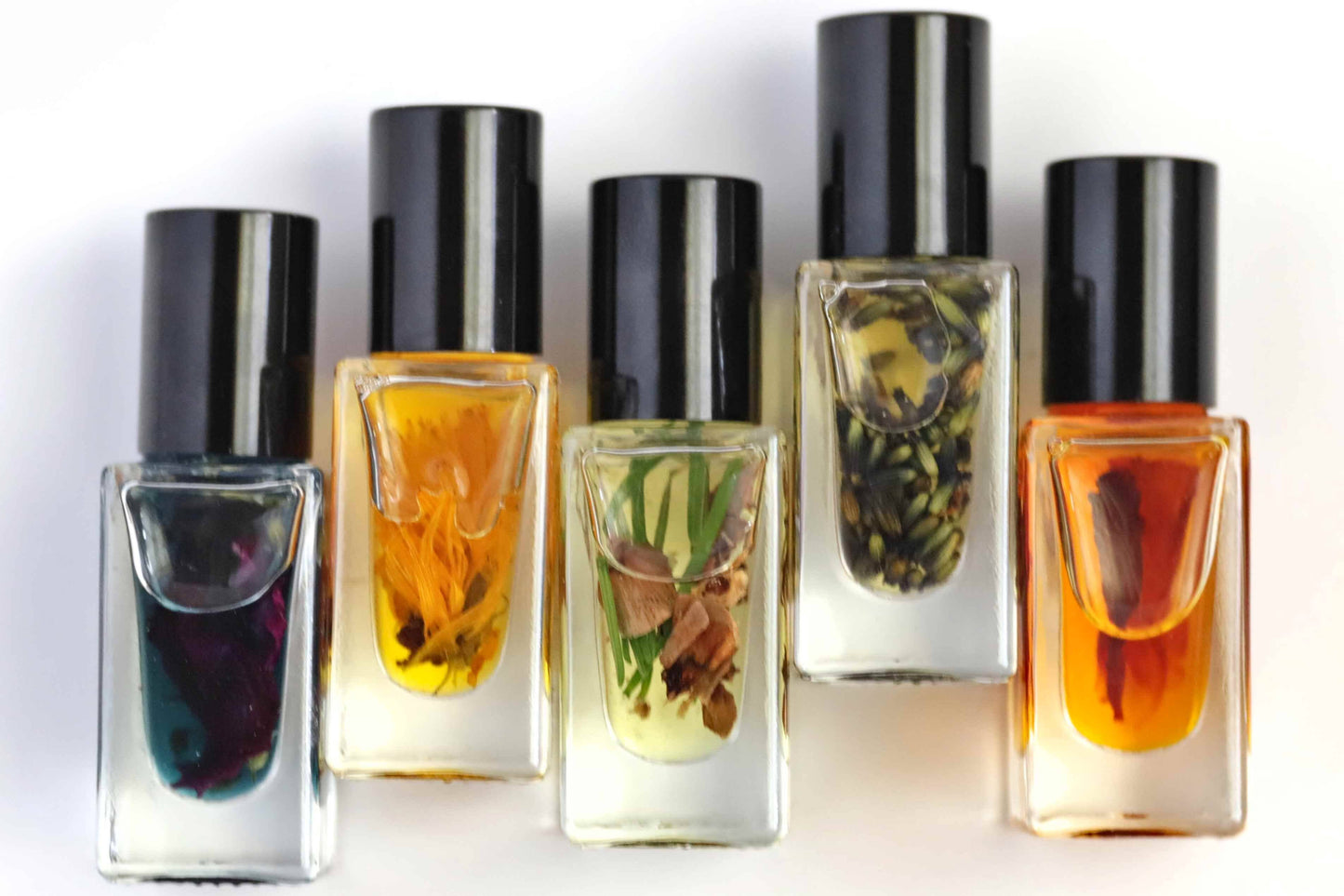 Blooming Wild Botanicals - Meadow Plant Perfume Roll-On | Ylang Ylang + Grapefruit