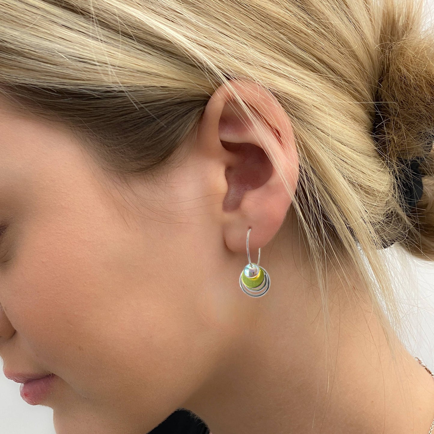 SP32 - Earrings come with 9 interchangeable colours