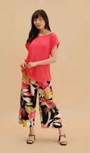 Load image into Gallery viewer, Short Sleeve Woven Top
