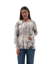 Load image into Gallery viewer, Grey Print Sweater
