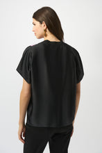 Load image into Gallery viewer, Satin Abstract Print Boxy Top with Rib Trim 253922
