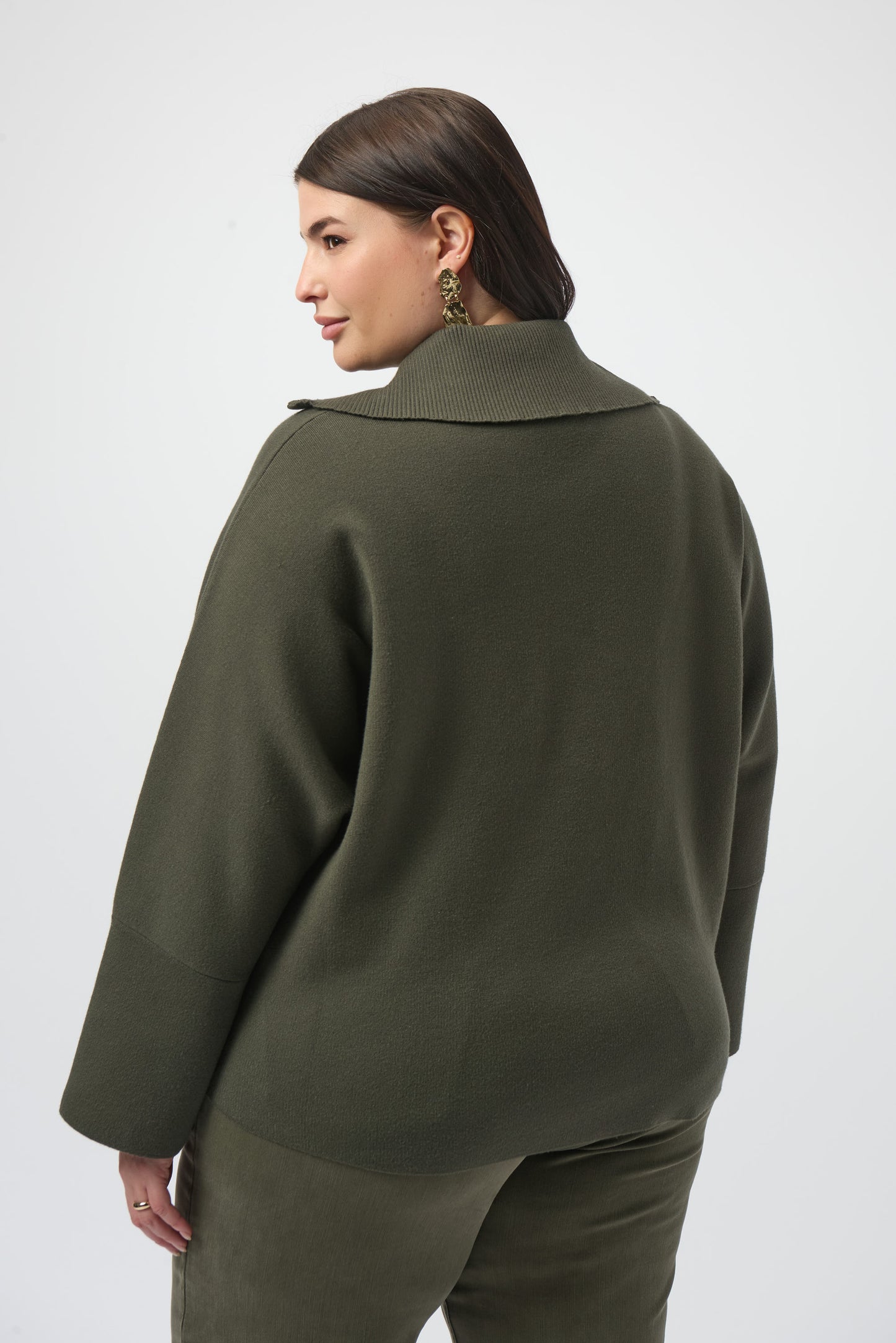 Sweater Knit Boxy Pullover With Zipped Collar 253963