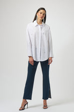Load image into Gallery viewer, Stretch Poplin Boxy Blouse with Rhinestones 254924
