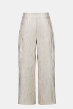 Load image into Gallery viewer, Pleated Satin Pull-On Culotte Pants 261161
