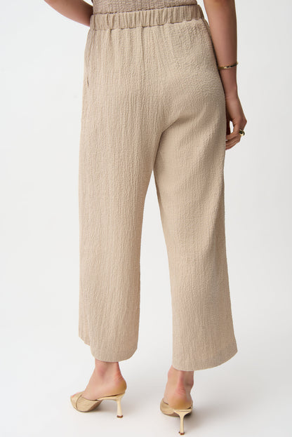 Seersucker Pull-On Crop Pants With Front Pockets 261197