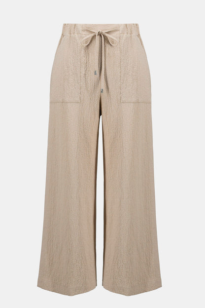Seersucker Pull-On Crop Pants With Front Pockets 261197