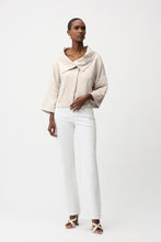 Load image into Gallery viewer, Pleated Satin Boxy Jacket With Overlay Collar 261241
