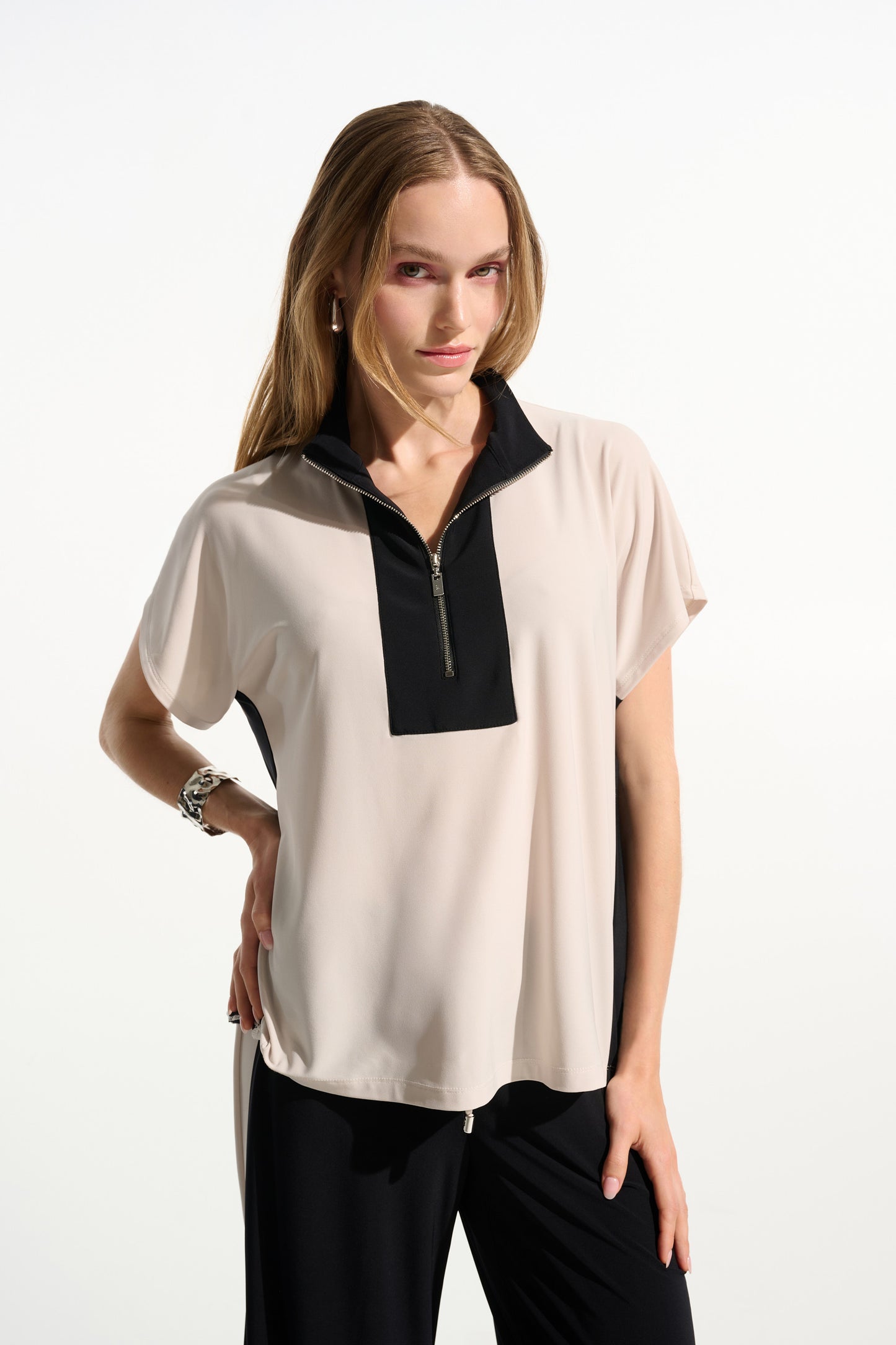 Silky Knit Color Block Straight Top With Zipped Collar 261611