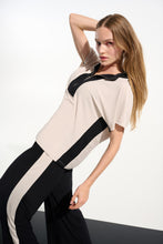 Load image into Gallery viewer, Silky Knit Color Block Straight Top With Zipped Collar 261611
