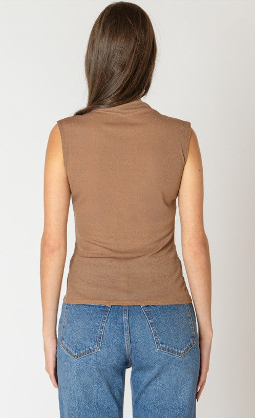 Angela Pleat Detail Top 2624024