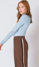 Load image into Gallery viewer, RaeAnn Exposed Seam Turtleneck 2624027
