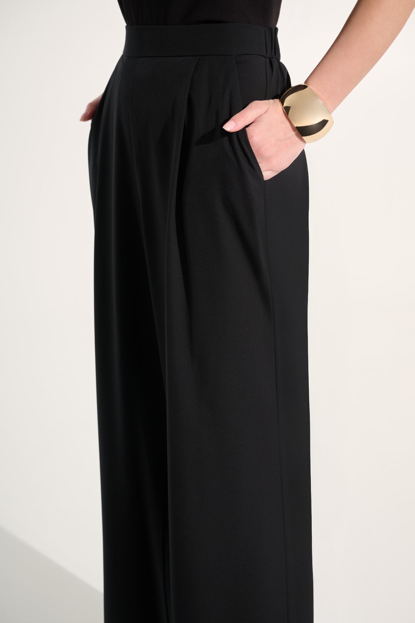 Stretch Woven Pull-On Wide Leg Pants 262622