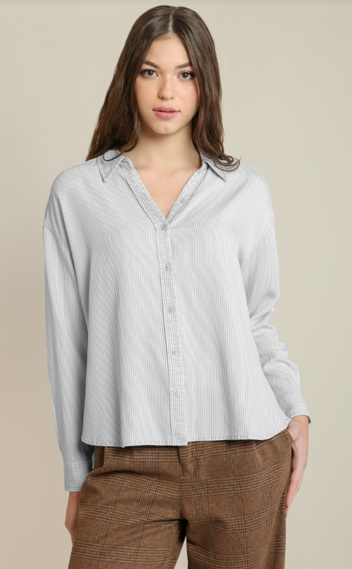 Relaxed Button Front Shirt 2823712