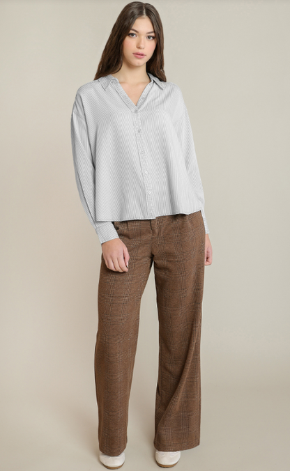 Relaxed Button Front Shirt 2823712
