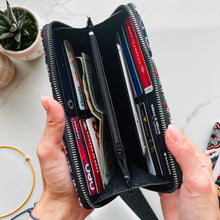 Load image into Gallery viewer, Green With Cats Wallet
