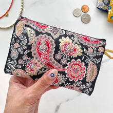 Load image into Gallery viewer, Black &amp; Red Coin Purse
