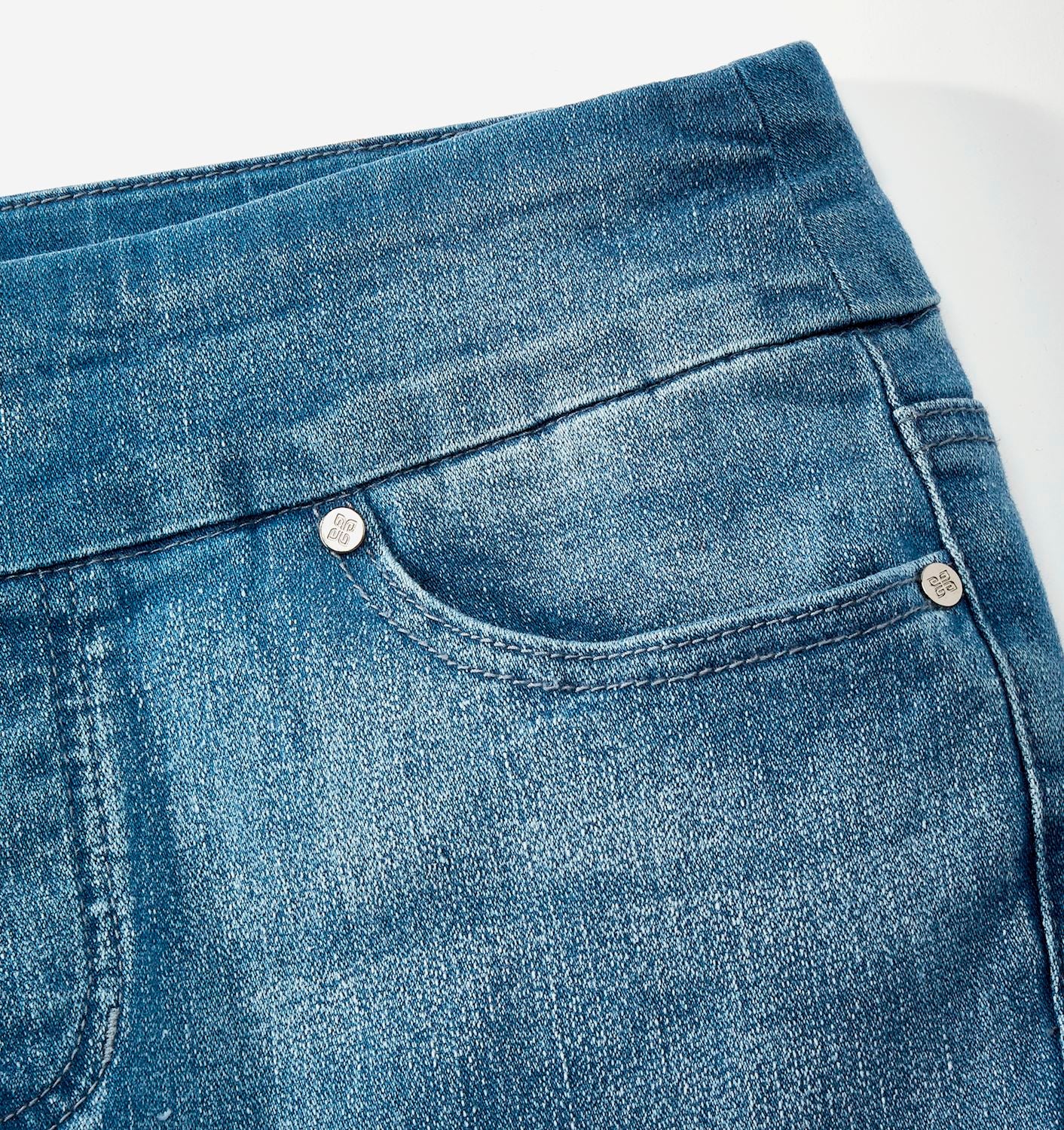 Embellished Capri Denim Pants 423816