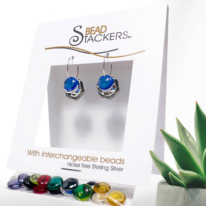 OO30  - Earrings come with 9 interchangeable colours. 