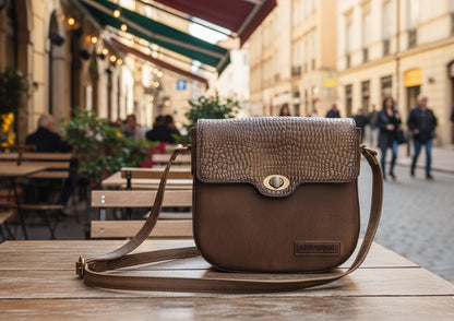 The Ellis Crossbody
