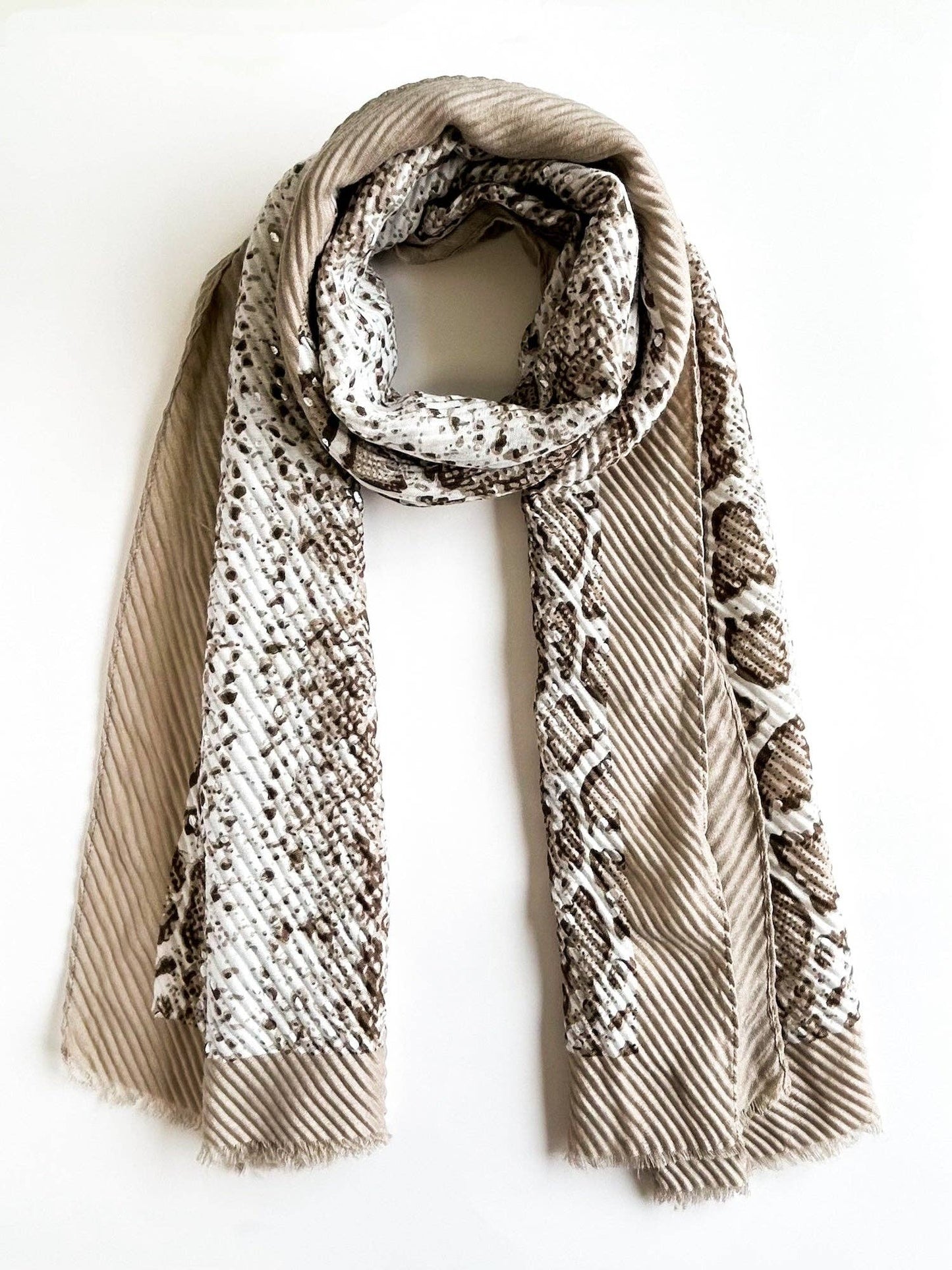 Gigi - Spring/Summer Cheetah Print Scarf