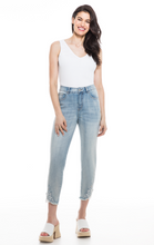 Load image into Gallery viewer, Denim Capri w/sparkle
