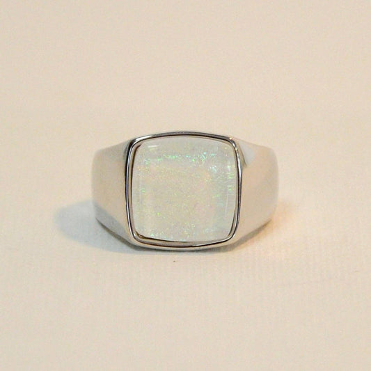 La-a SOLE - White Resin Square Chunky Stretch Ring | Silver
