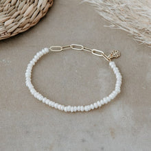 Load image into Gallery viewer, Alyssa Bracelet - White Pearl
