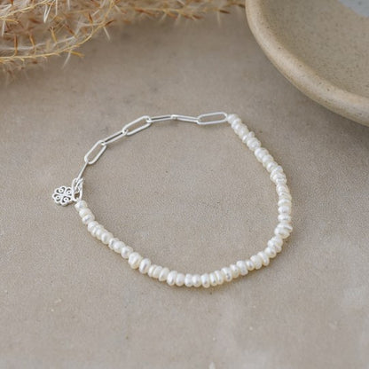 Alyssa Bracelet - White Pearl