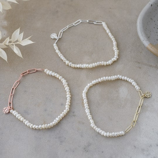 Alyssa Bracelet - White Pearl